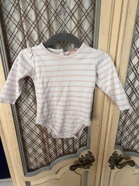 Beaufort Bonnet Company bodysuit 6-12 months - 100% pima cotton